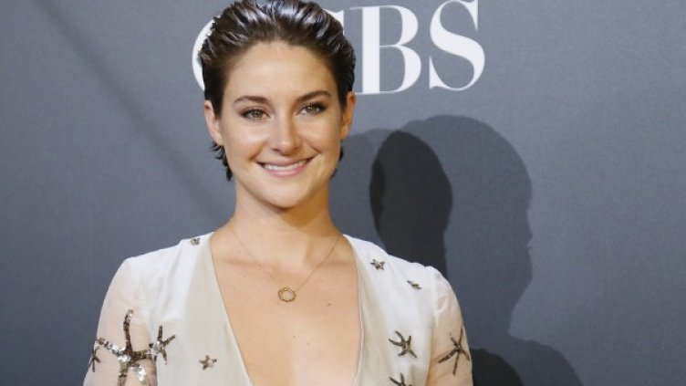 Кои звезди влизат в Топ 10 класацията на IMDb?