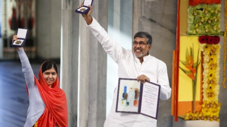 Малала Юсуфзай и Кайлаш Сатяртхи. Снимка: Reuters