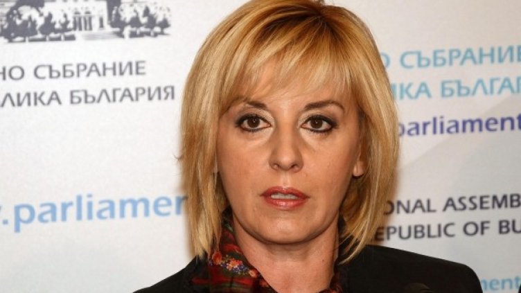 Мая Манолова. Снимка: БулФото, архив