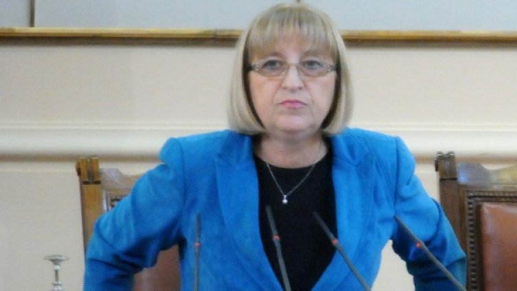 Цецка Цачева. Снимка, архив Буфото