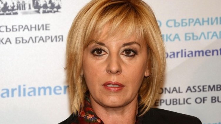 Мая Манолова. Снимка: БулФото, архив