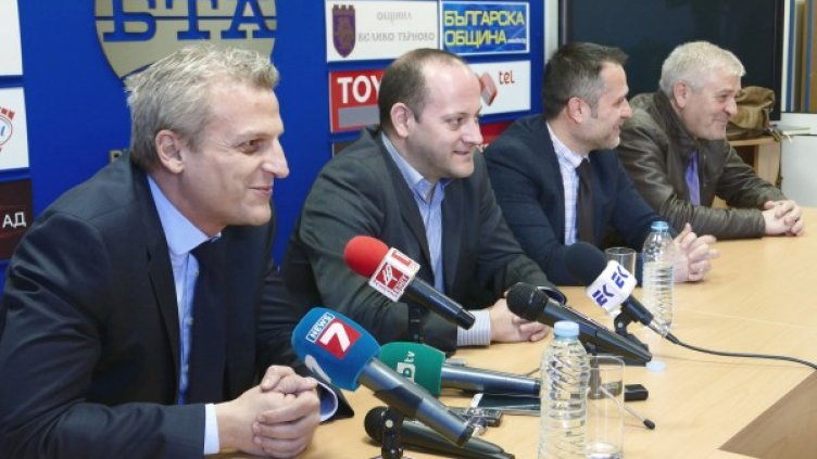 Петър Москов във Велико Търново. Снимка БТА