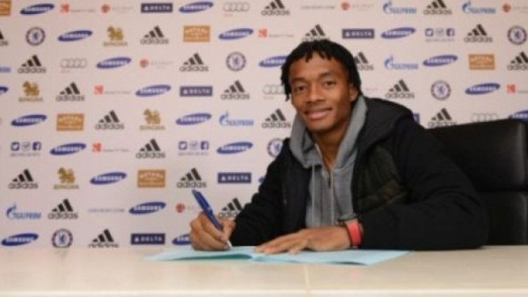 Челси подписа с Хуан Куадрадо