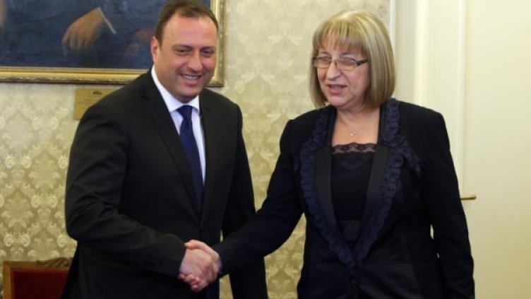 Цецка Цачева и Георги Икономов Снимка: БТА