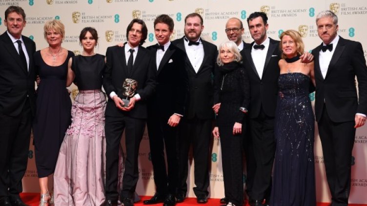 Актьорите и екипът на филма "Теорията на всичко"