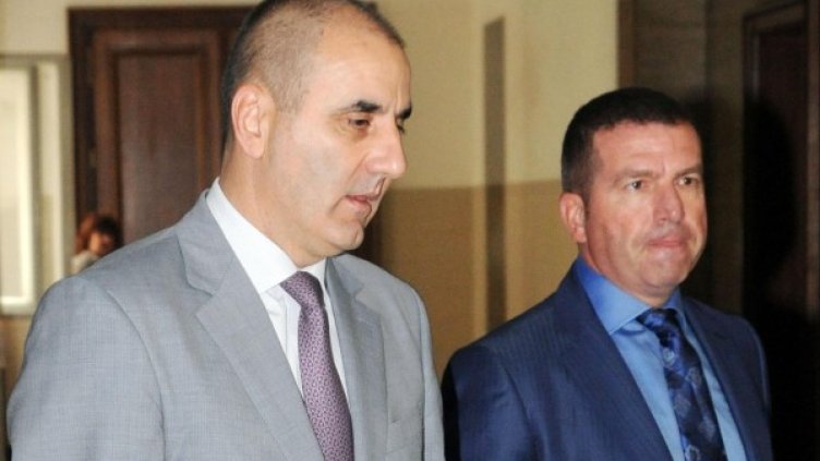 Менков с клиента си Цветан Цветанов. Снимка: архив, БулФото