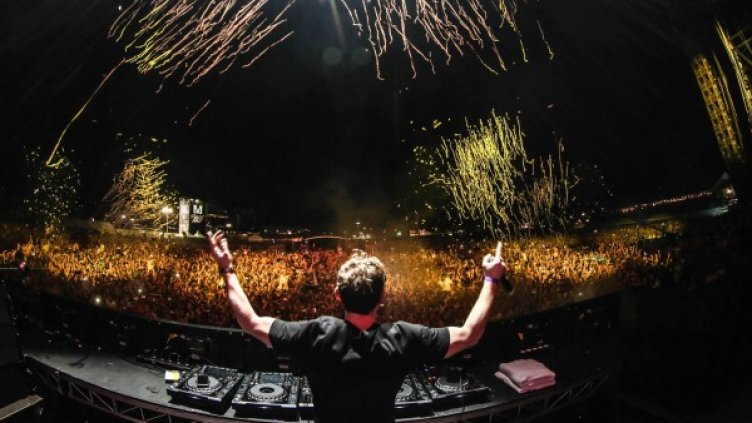 Снимка: Тop 100 DJs World Tour