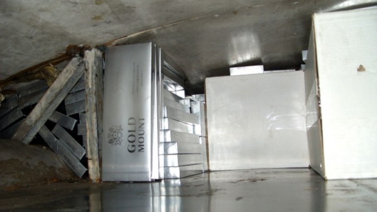 Задържаните цигари на МП Капитан Андреево. Снимка: Агенция "Митници"