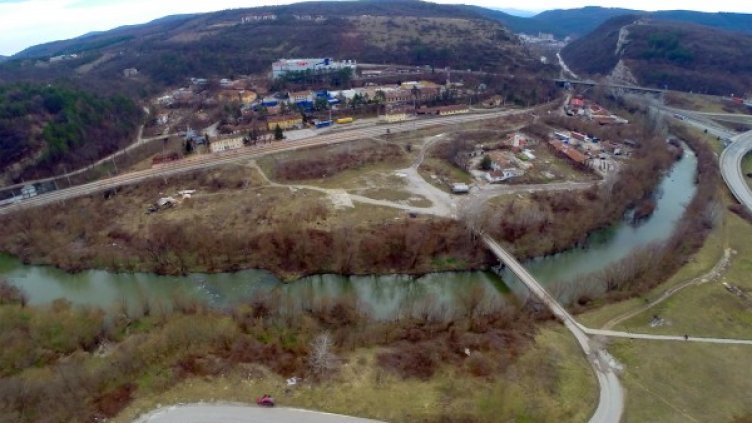 Участъкът във Велико Търново, където бе убита Вероника. Снимка: БТА