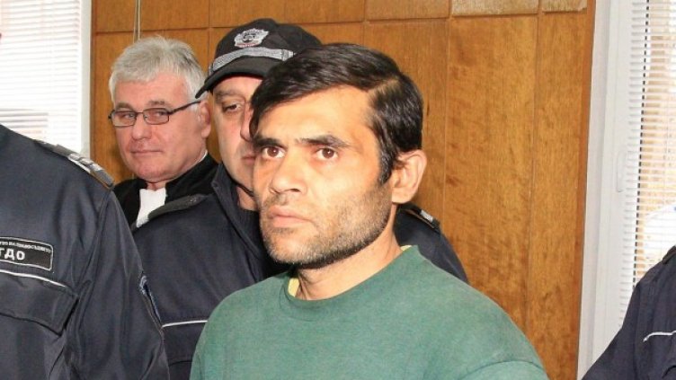 Илиян в съда. Снимка: Булфото