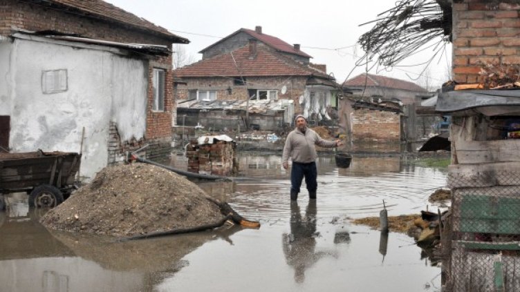 Положението във видинския квартал "Нов път". Снимка БТА