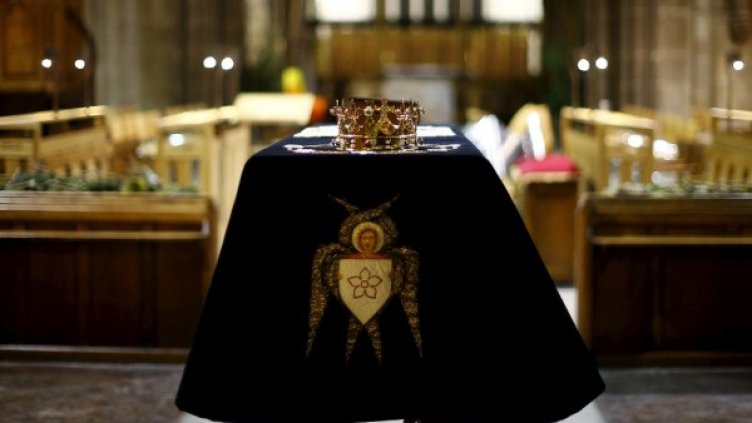 Ковчегът с тленните останки на Ричард Трети. Снимка: Reuters
