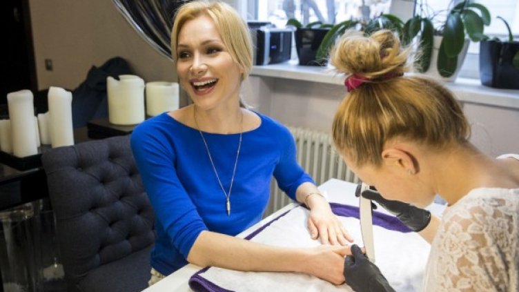 Алиса Крилова дава интервю на Ройтерс. Снимка: Reuters