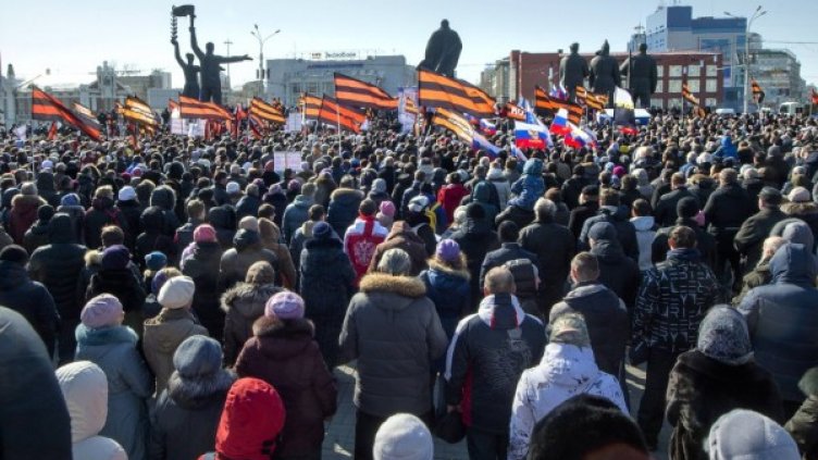 Протест срещу постановката на "Танхойзер" в Новосибирск. Снимка: БТА
