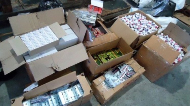 Задържаните лекарства на "Лесово". Снимка Агенция "Митници"