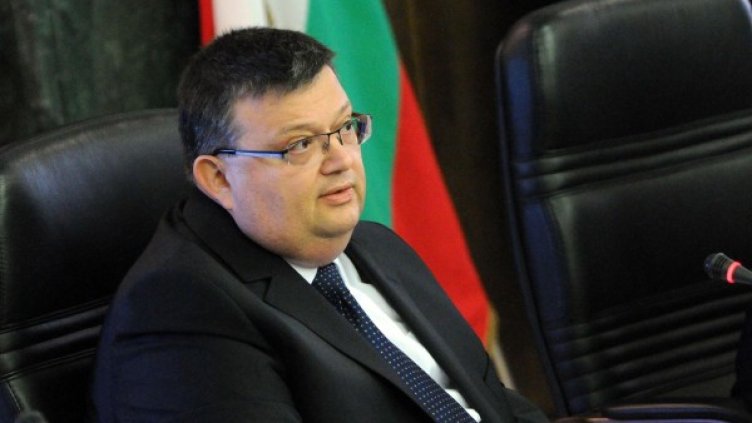 Сотир Цацаров.