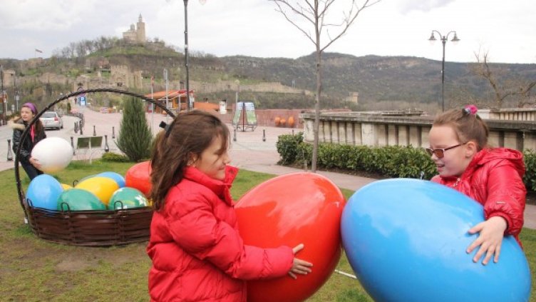 Велико Търново е една от предпочитаните дестинации за празника. Снимка: Булфото