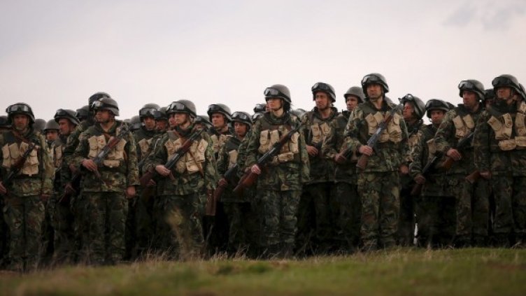 Демонстрират действия срещу бунтовници на "Ново село"