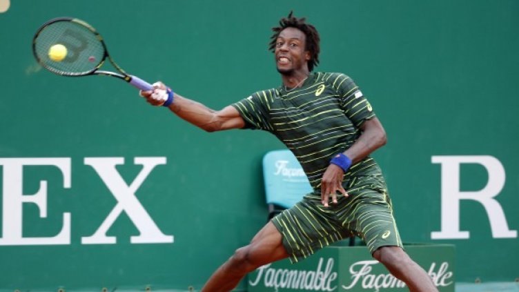 Гаел Монфис изненадващо отстрани Федерер. Снимка: Reuters