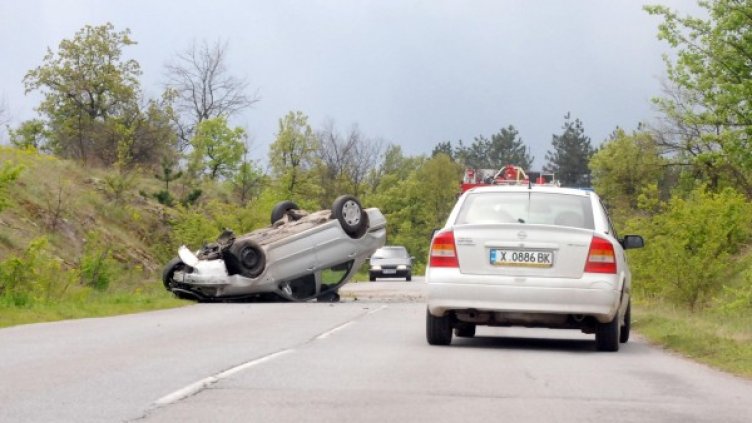 Младеж с "Ланча" по таван край Харманли