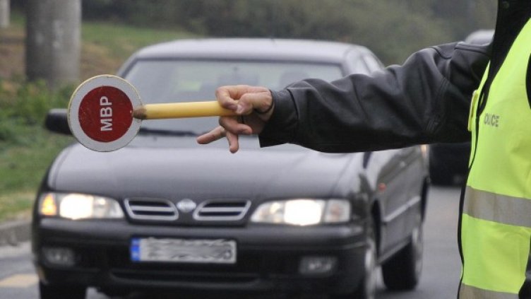 Арести в КАТ-Пловдив заради корупция