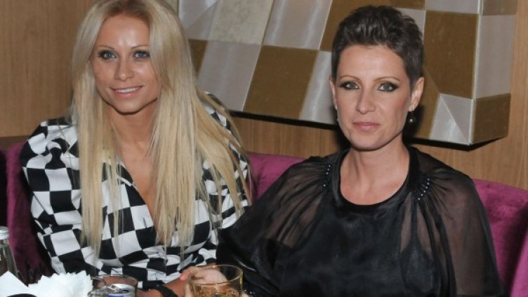 Ивена и Джина напуснаха продуцентите си. Снимка: Булфото, архив