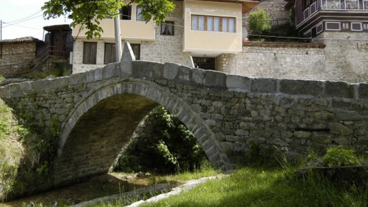 Калъчевият мост. Снимка: архив, Булфото