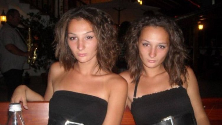 Снимка: Dnes.bg
Загиналите близначки Яница и Виолета.