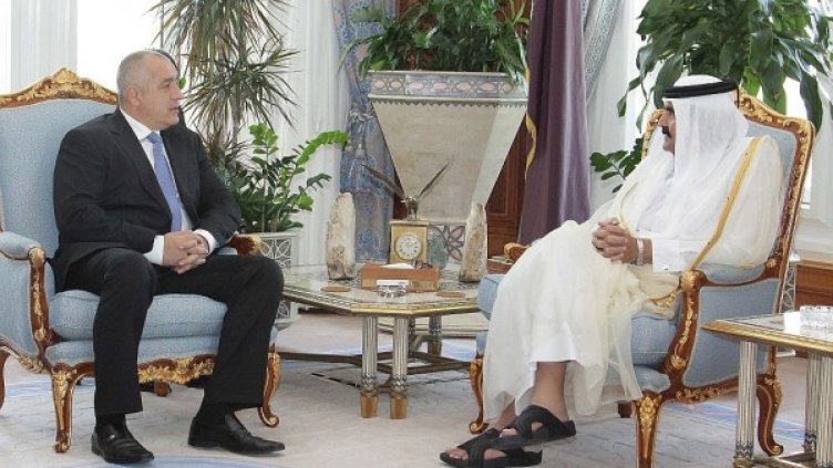 Снимката, изпратена от пресслужбата на правителството вчера, озаглавена1805PMQatar. Снимка: МС