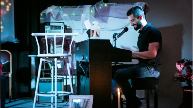 Снимки: Facebook