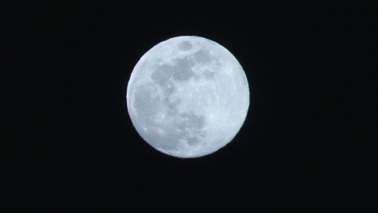 Последната "синя Луна" от 2012 г. Снимка: Reuters, архив