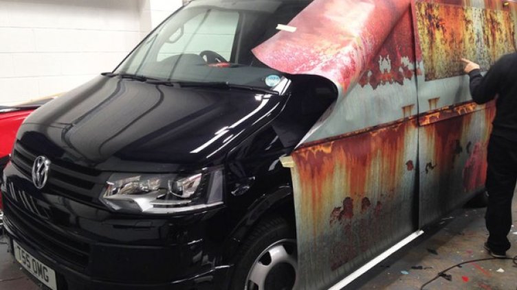 Едни плащат за скъпа кола, други за фалшива ръжда