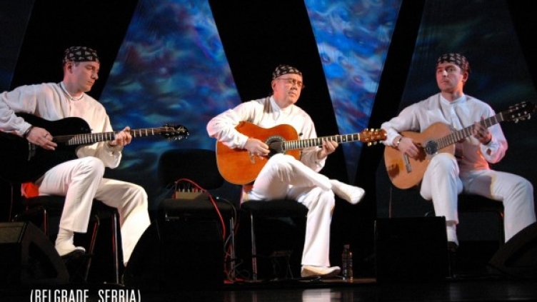 Снимка: Studio 5