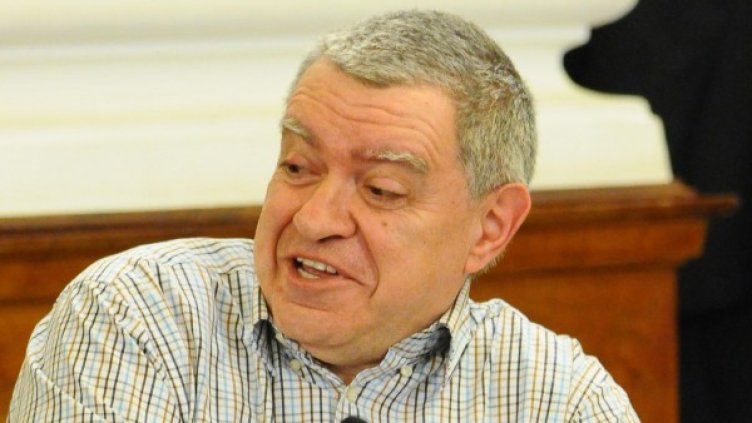 Михаил Константинов. Снимка: Булфото, архив