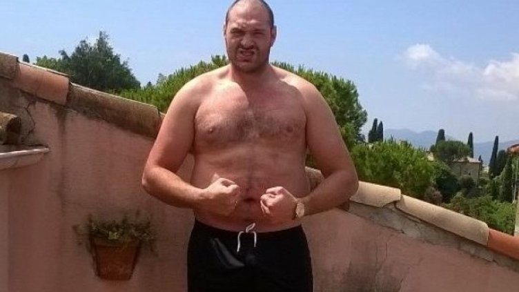 Фюри се заяде с Кобрата: Посредствен e!