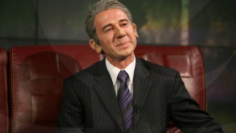 Калев в ролята на Плевнелиев. Снимка: "Шоуто на Слави"