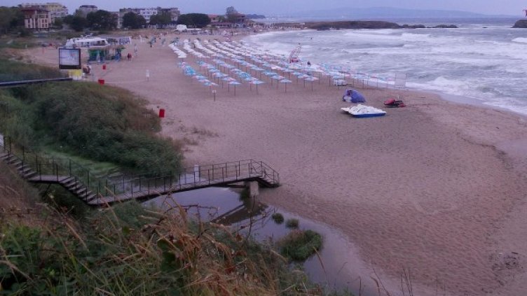 Плажът на Лозенец. Снимка: Булфото