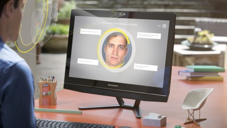 Всекидневните дейности вече са удоволствие с вградената 3D RealSense камера на Lenovo