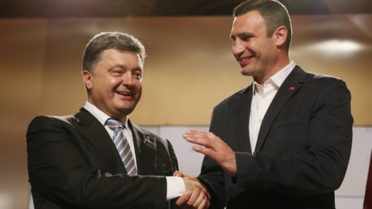 Петро Порошенко и Виталий Кличко. Снимка: архив, Reuters