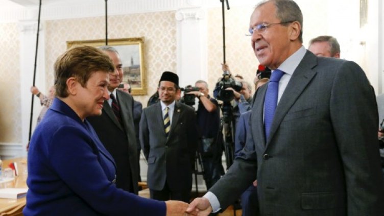 Кристалина Георгиева и Сергей Лавров. Снимка: Reuters