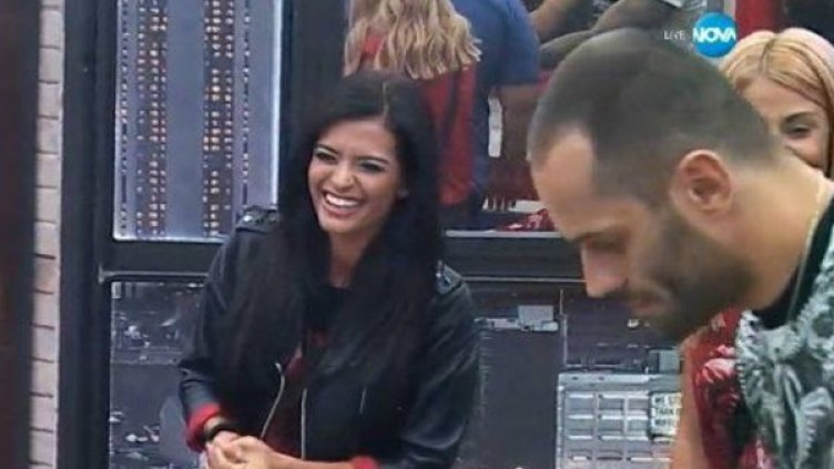 Ще замръзне ли усмивката на Преслава? Снимка: Нова тв