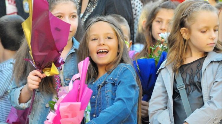 Първи учебен ден. Снимка: Булфото