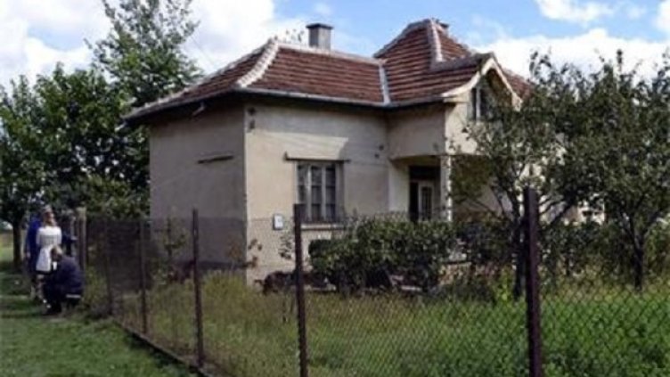 Снимка: 24 часа, къщата на убития Георги