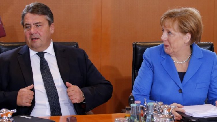 Зигмар Габриел и Ангела Меркел. Снимка: архив, Reuters