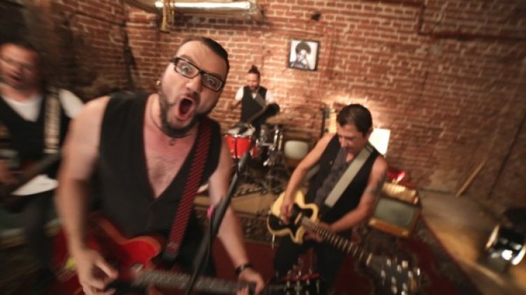 Снимка:  P.I.F.