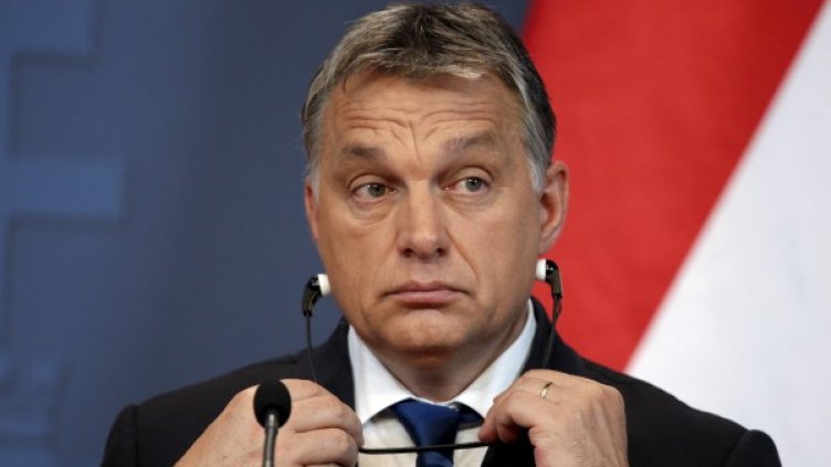 Виктор Орбан често понася критики за управлението си. Снимка: Reuters
