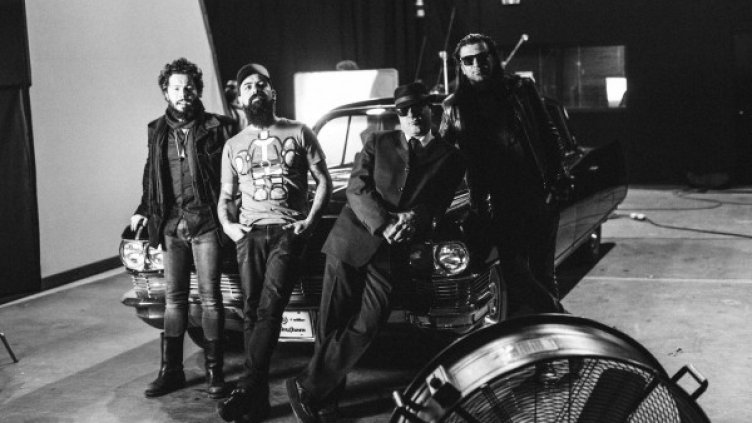 Празнувай по своя начин с коледните песни на Джак