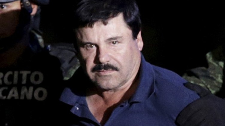 Хоакин Гусман при задържането му. Снимка: Ройтерс