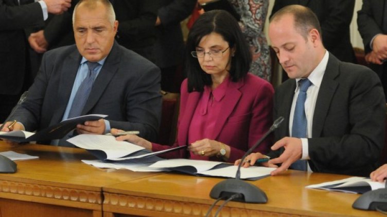 Подписване на коалиционното споразумение. Снимка: БулФото