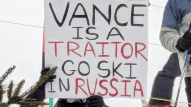  Снимка: X@ Chris D. Jackson 